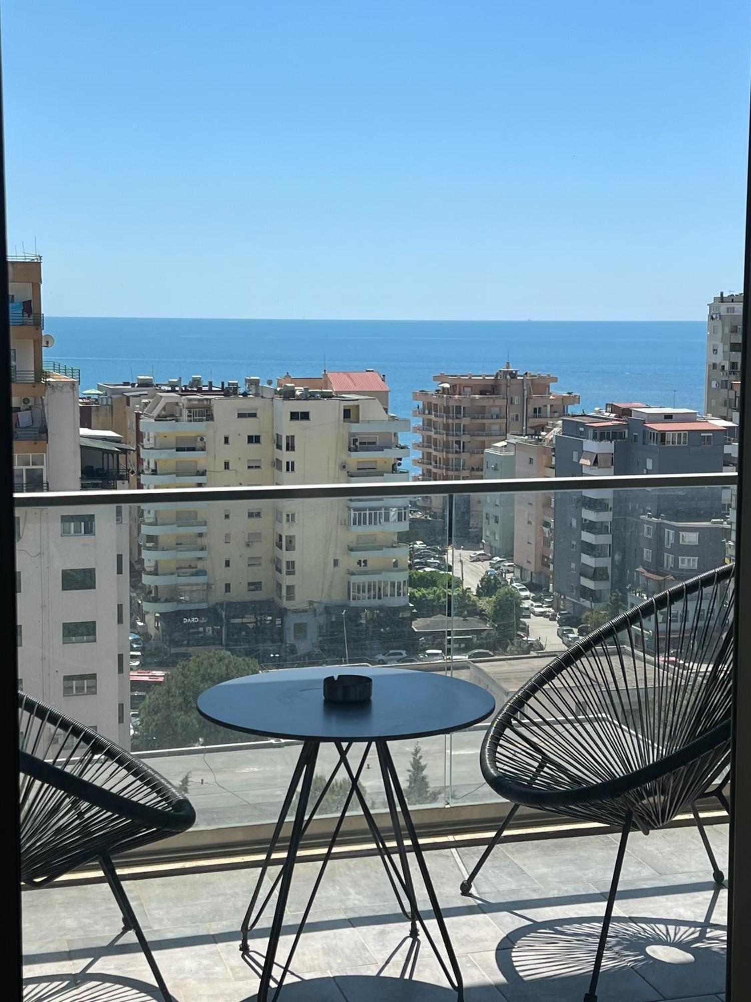 Sea View Apartament *